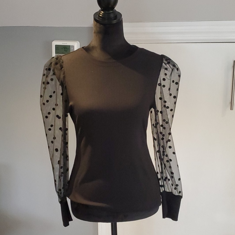 Causel Black Top